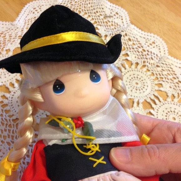 Precious Moments Doll by Samuel Butcher, likely vintage - Picture 3 of 13